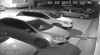 Evin Önündeki Aracı Böyle Kundakladılar