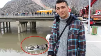 İş Başvurusuna Giden Adam, Irmağa Uçan Araçtaki 2 Kişiyi Kurtardı