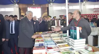Isparta 1. Kitap Fuarı Açıldı