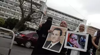 Mısır'ın Devrik Lideri Mübarek Beraat Etti