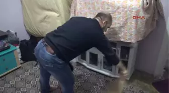 Siirt Onu Bıçaklayan Eşi Cezaevine Girince Çocuklarına Hem Annelik, Hem Babalık Yapıyor