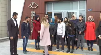 Üniversite Öğrencileri El Bab'ta Görev Yapan Askerlere Mektup Gönderdi