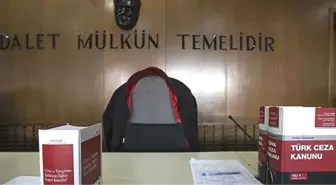 Adalet Komisyonu Eski Başkanı Tahliye Edildi