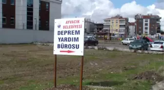 Depremzedeler Için Yardım Bürosu Kurdular