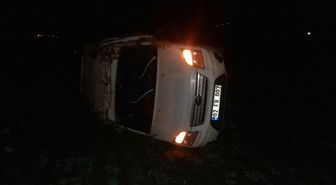 Gölbaşında Hafif Ticari Araç Takla Attı: 3 Yaralı
