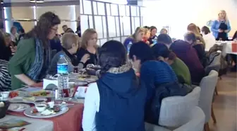 Referandumda Sandıklar Kadın Muhtarlara Emanet Edilecek