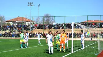 Yeşilyurt Belediyespor Şampiyonluğa Göz Kırptı