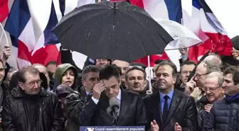 Fillon: 'Kimse Beni Aday Olmaktan Vazgeçiremez'