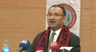 Adalet Bakanı Bekir Bozdağ: 'Türkiye'ye Düşmanlık Eden Herkese Kucaklarını Açıyorlar'