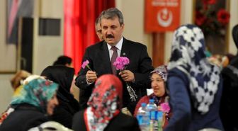 Destici: Sorunların Çözümünde Kadınlara Büyük İhtiyaç Var