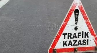 Taşova'da Trafik Kazası: 3 Yaralı