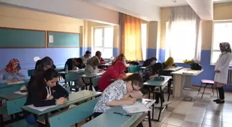 Büyükşehir'den Üniversite Adaylarına Destek