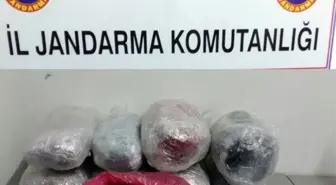 Otomobilde 10 Kilogram Uyuşturucu Madde Ele Geçirildi