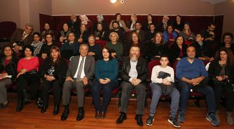 Mezitlili Kadınlar Tiyatroyla Buluştu