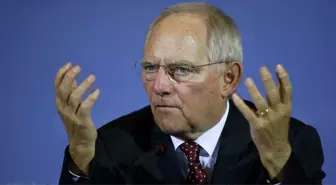 Alman Ekonomi Bakanı Schäuble: 'Türkiye'nin Sağduyuya Dönmesini Bekliyoruz'