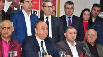 CHP'den 'Hayır' Afişlerinin Yırtılmasına Suç Duyurusu