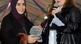 Düzeltme) Tuzla Belediyesi Kent Konseyi Kadın Meclisi, Dr. Fatma Yazıcı'yı 'Yılın Kadını' Seçti