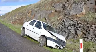 Siverek'te Otomobil Minibüse Çarptı: 5 Yaralı