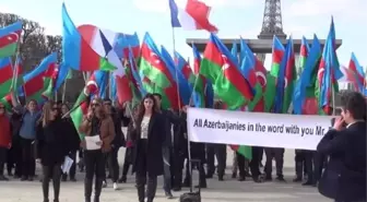 Fransa'da Yaşayan Azerbaycanlılar Ermenistan'ı Protesto Etti