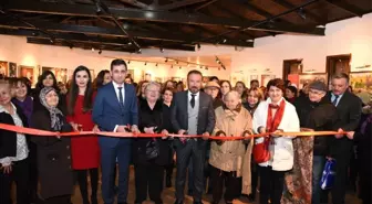 İzmek Kursiyerlerine Yağlı Boya Sergisi