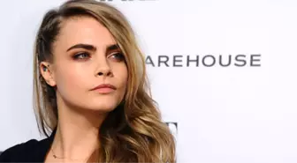 Güzel Model Cara Delevingne Aşk Romanı Yazdı