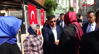 Bakan Kaya'dan Şehit Ailelerine Ziyaret