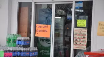 Bu İş Yerinde Cuma Saatinde Alışveriş Yapılmıyor