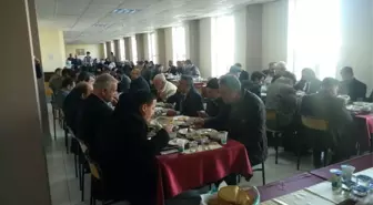 Altıntaş'ta Şehit Aileleri ve Gazilere Yemek