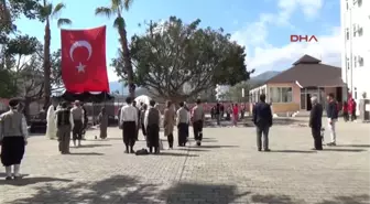 Kumluca Öğrenciler Çanakkale'yi Canlandırdı