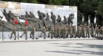 Şehitleri Anma Günü ve Çanakkale Deniz Zaferi'nin 102. Yılı