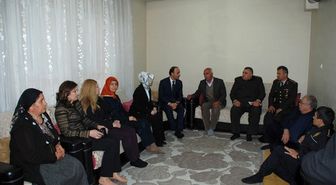 Vali Erin'den Şehit Ailelerine Ziyaret