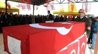 Dha Yurt - Şehit Yüzbaşı'nın Cenazesi Gaziantep'te (2)