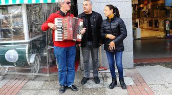 Görme Engelliler Müzik Yapmak Istiyor
