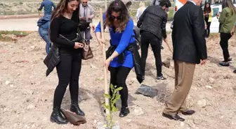 Toros Üniversitesi Öğrencilerinden Toroslar'a Hatıra Ormanı