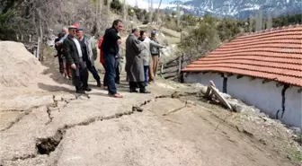 Kumluca'daki Heyelanın Yaraları Sarılıyor