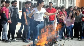 Nevruz Ateşinde Renkli Görüntüler