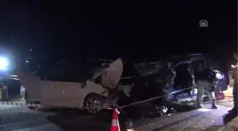 Manisa'da Trafik Kazaları: 2 Ölü, 11 Yaralı