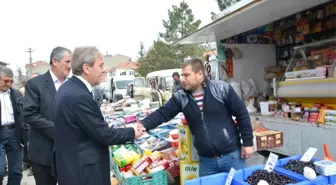 Pazarcı Esnafından 'Evet' Kampanyasına Destek İstediler