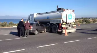 Tankerin Altına Giren Otomobilden Burnu Kanamadan Çıktı