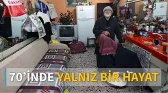 70'inde Yalnız Bir Hayat