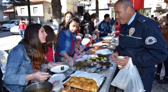 Gümüşhacıköy'de Şehit Aileleri Yararına Kermes