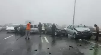 İran'da Zincirleme Kaza: 130 Araç Birbirine Girdi