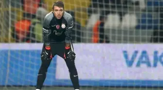 Muslera İçin Flaş Öneri!