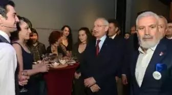 Dünya Tiyatro Günü' Resepsiyonunda Kılıçdaroğlu Sürprizi