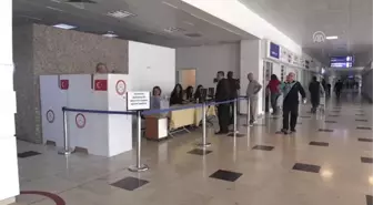 Gümrük Kapılarında Oy Verme Işlemleri Devam Ediyor