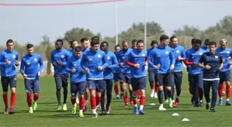 Antalyaspor'da Makoun, Antrenmana Katılmadı