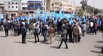 Kerkük'te Türkmenlerden 'Bayrak' Protestosu