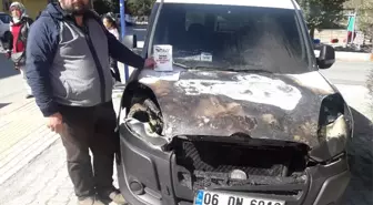 Balıkçı 'Evet' Afişleri Astığı Otomobilinin Kundaklandığını İddia Etti