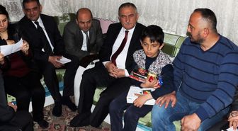 Başkan Yılmaz'dan Engelli Çocuğu Duygulandıran Hediye