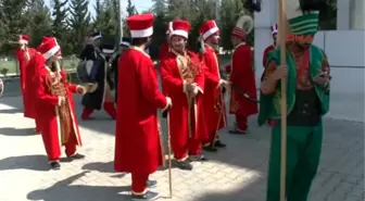 Osmaniye Okü'ye Mehter Takımı